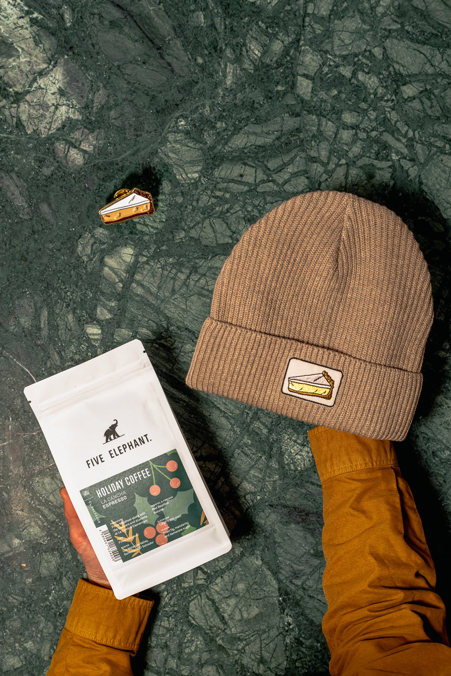 Beanie + Pin + La Cancha Bundle